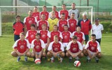 clani20094 Nekaterim izmed njih se nasmiha igranje v Evropskem pokalu