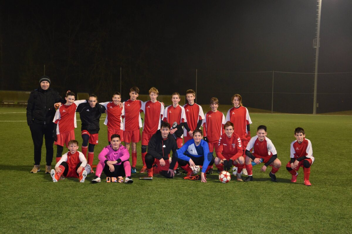 Skupinska slika ekipe U15 po končani tekmi